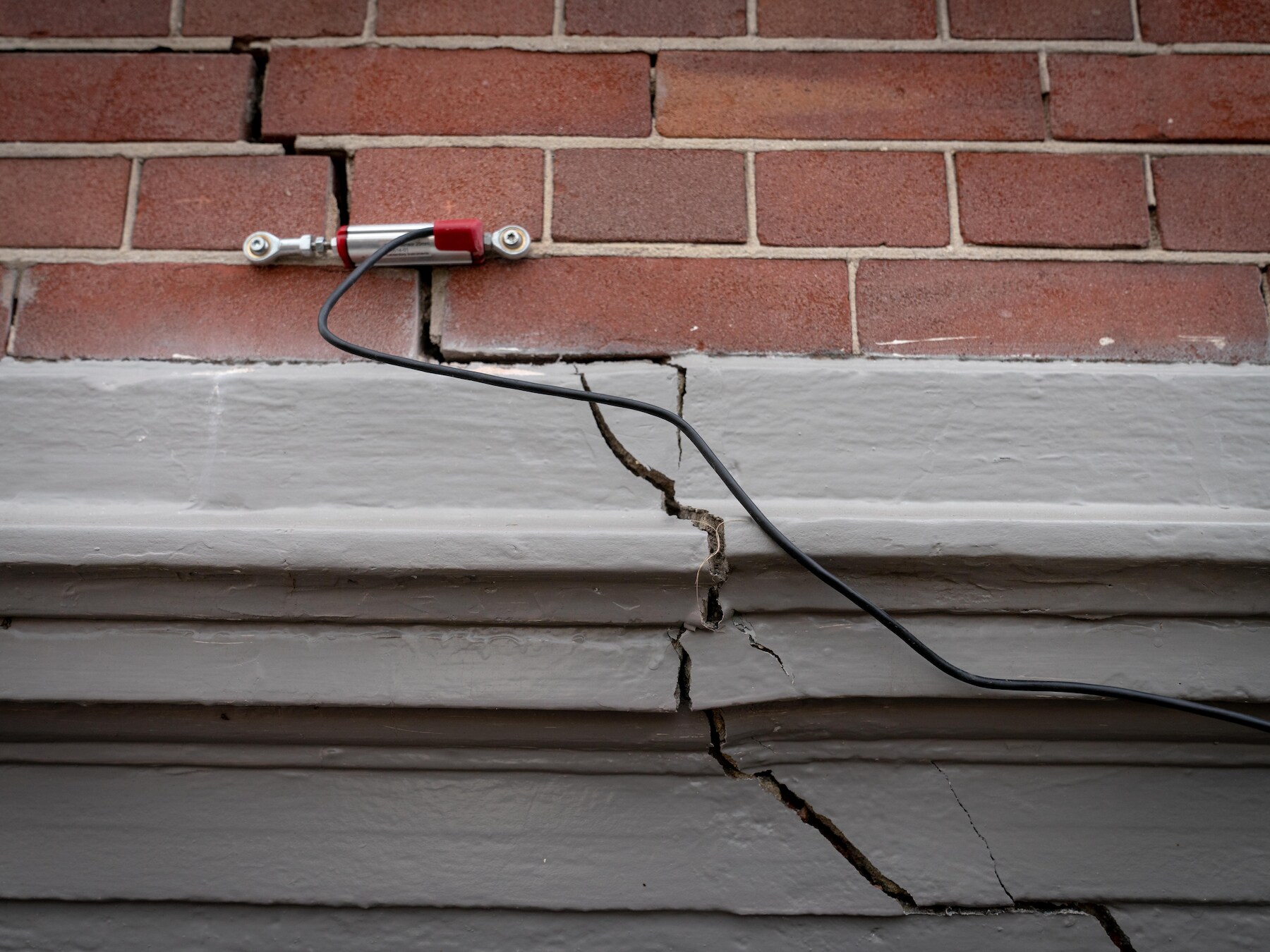 Honderden huizen in Elden lopen risico op verzakkingen en scheuren door droogte