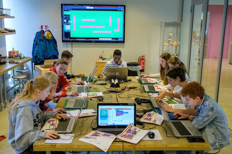 Bas van de Tielse Dagobert in actie voor kinderen met kanker | Mijndg | De  Gelderlander.nl