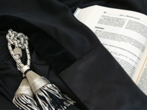 Advocaat verzon 400 vonnissen en kon zo één miljoen euro declareren