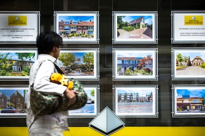 Bestaande koopwoningen in augustus iets goedkoper, prijsstijging vlakt verder af
