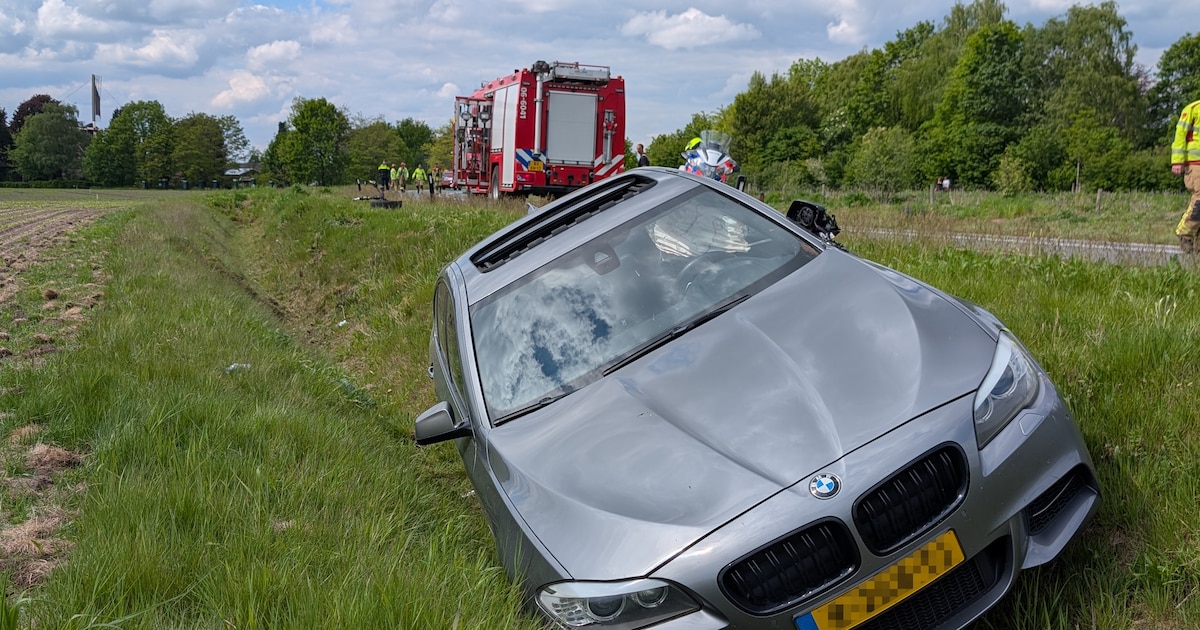 LIVE Verkeer | Flinke botsing als auto op verkeerde weghelft komt: deel ...