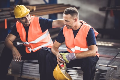 Tom en Rolf zijn al dertig jaar beste vrienden, nu moet één van hen het veld ruimen