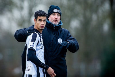 Eldenia-trainer is verrast door besluit van zijn selectie: ‘Ik ben juist heel veel in gesprek met sp
