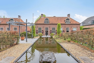 Rijk aan historie: deze monumentale woning in Renswoude hoorde ooit bij een kasteel