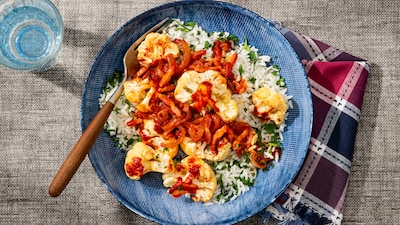 Wat Eten We Vandaag: Geroosterde bloemkool met spek-gochujangsaus