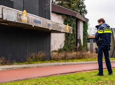 Politie rukt uit na melding over leegstaande kampeerwinkel en treft piepjonge ‘inbrekers’: ‘Waarom doen ze dit toch?’