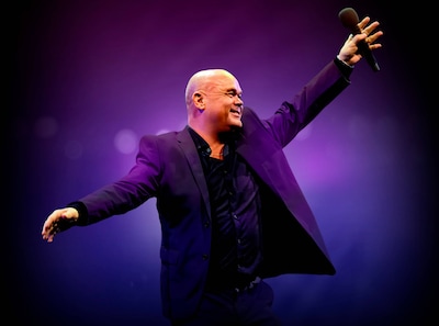 Paul de Leeuw voelt zich ingehaald, maar vindt nu rust: ‘Dit autootje heeft wel heel leuke kilometers afgelegd’