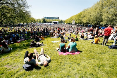 Russo, Chef’Special, Numidia, Rolf Sanchez en La Fuente op Bevrijdingsfestival Utrecht