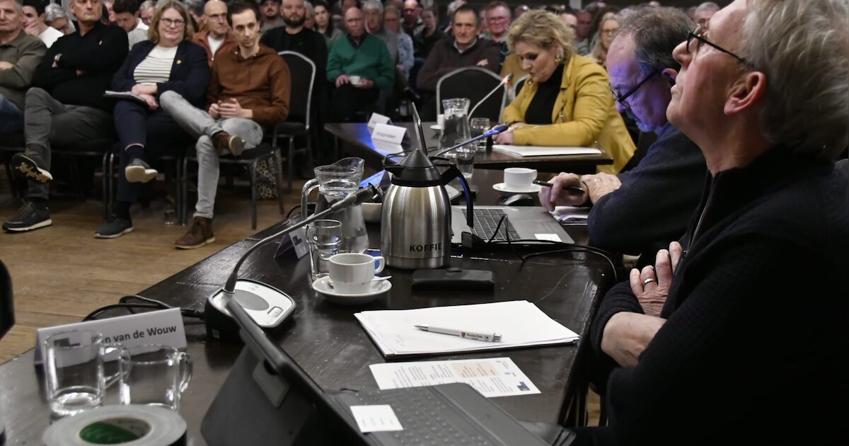 Onderzoek naar twee tijdelijke locaties voor statushouders in Hilvarenbeek: ‘Laten we fatsoenlijk me