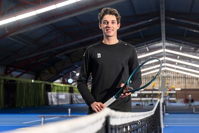 Waarom de strijd richting de tennistop voor Rein uit Rozendaal lang niet altijd een feestje is: ‘Mentale aspect wordt onderschat’