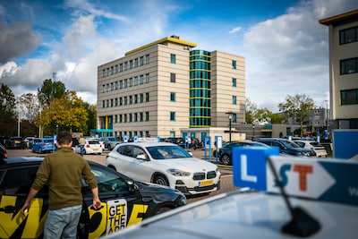 CBR verhuist praktijkexamens tijdelijk in Arnhem