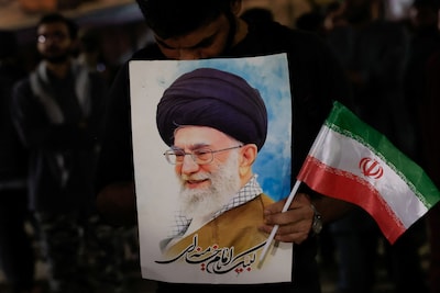 LIVE Midden-Oosten | Dertig bommen op woning van Khamenei gegooid