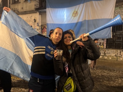 Trotse Argentijnen in Buenos Aires, ondanks het verlies van hun helden: ‘Dit was de laatste dans’