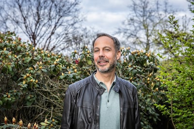 Weer beginnen met leven na kanker? Paul (41) weet hoe moeilijk dit is: ‘Je denkt de draad weer op te kunnen pakken’