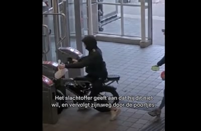 Student wil niet dat fatbike-rijder achter hem in metro glipt, wordt daarom in elkaar geslagen