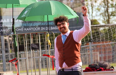 Vorig jaar redde één student de Bata, nu trekken weer duizenden studenten door de nacht