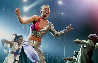 Britney Spears opnieuw in de problemen, zangeres rolt van dieptepunt in dieptepunt