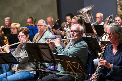 Doedelzakken, ‘The Passion’ en muziekles op school: Doornenburgse harmonie na 110 jaar nog springlev