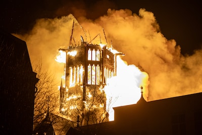 Onderzoek van politie loopt dood: oorzaak brand Vondelkerk tijdens nieuwjaarsnacht blijft onduidelijk