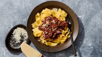 Wat Eten We Vandaag: Pappardelle met Italiaanse ragú