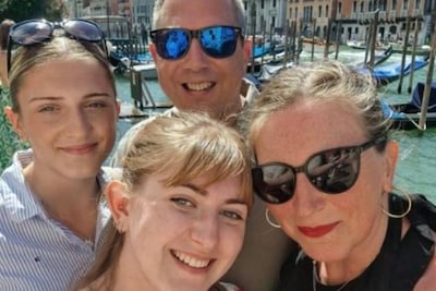 Britse Juliette (18) overleed aan meningitis: ‘Na amper 12 uur waren we haar al kwijt’