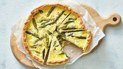 Wat Eten We Vandaag: Quiche met groene asperges, bloemkool en feta