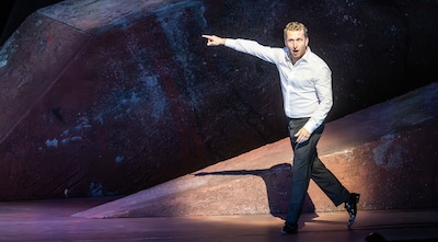 Peter Pannekoek gaat naar Mars en kijkt met slechts een sprankje hoop naar onze planeet