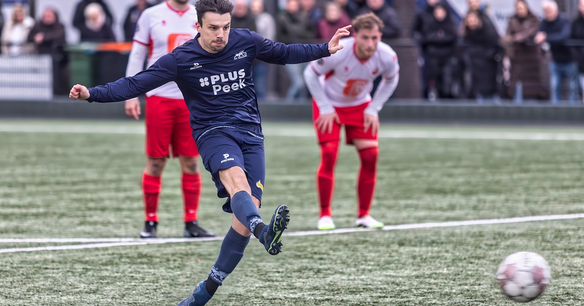 SV Reeshof klopt koploper Haarsteeg dankzij doelpunt van nieuwkomer: ‘Die overstap kostte ons bloed,