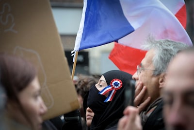 Waarom wordt er dit weekend in zo veel grote Europese steden geprotesteerd?