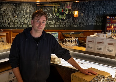 Droomkroeg van Albert (42) gaat na 15 jaar dicht: ‘Soms voel ik me politieagent in mijn eigen café’
