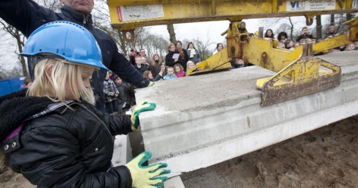 Bouw school Wekerom van start