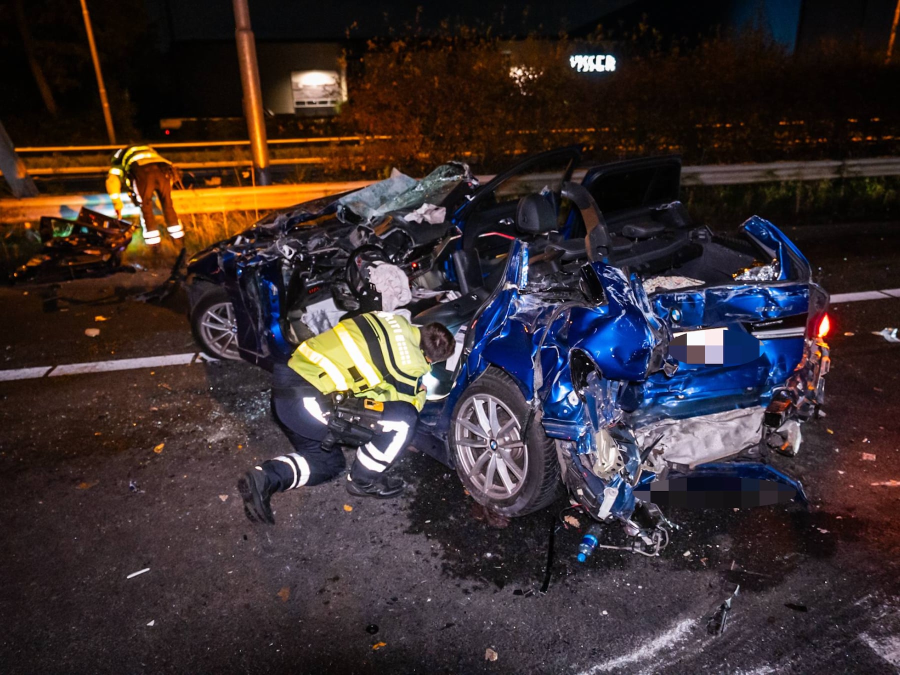 Ernstig ongeluk op de A12: snelweg naar Duitse grens urenlang dicht