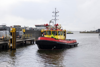 Politie vindt lichaam bij gezonken boot Amsterdam