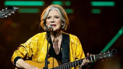 Oud-winnaars Lenny Kuhr en Getty Kaspers hekelen besluit over songfestival: ‘Slaat nergens meer op’