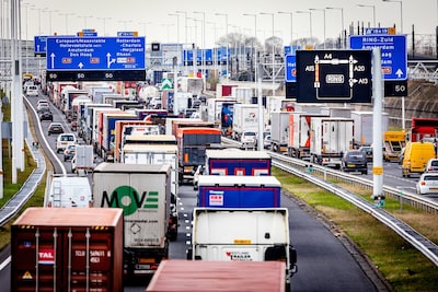 Werkgevers waarschuwen voor reiskostenvergoeding: ‘Lijkt gratis, maar zijn gewoon kosten’