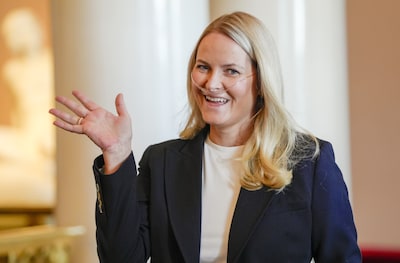 Mette-Marit na longtransplantatie uit ziekenhuis ontslagen, kroonprinses is dankbaar voor alle steun