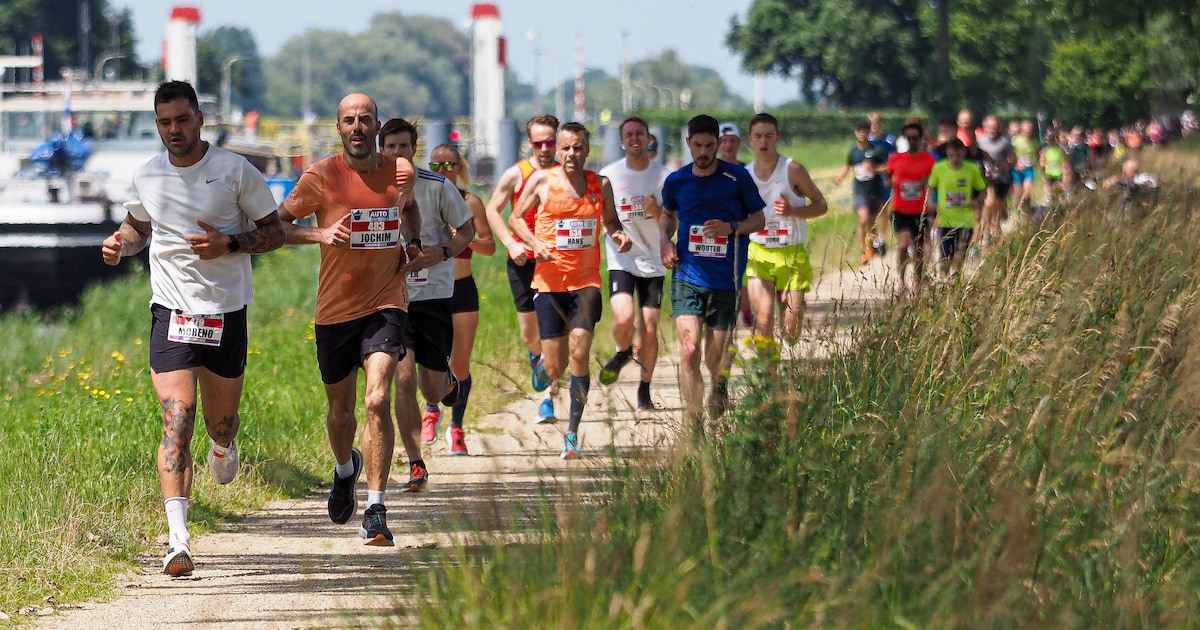 Jongen krijgt hitteberoerte tijdens hardloopwedstrijd in Engelen: ‘Het hoeft geen 33 graden te zijn 