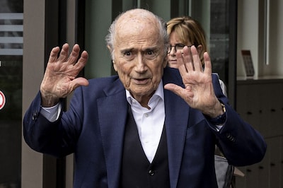 Voormalige FIFA-baas Sepp Blatter haalt keihard uit: ‘Is mijn opvolger nou Donald Trump of Gianni Infantino?’