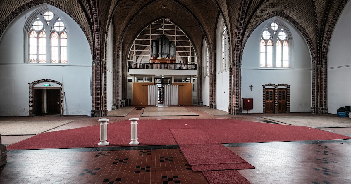 Gemeente schuift bezwaren tegen woningen in Giesbeekse kerk aan de kant ...