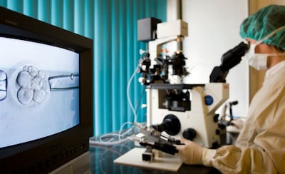 Oud-arts Rijnstate verwekte zeker zestien kinderen met eigen zaad en blijkt drager van erfelijke ziekte