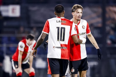 Luciano Valente krijgt rugnummer 10 bij Feyenoord: ‘Ik begrijp dat dit een opvallend moment is om te wisselen’