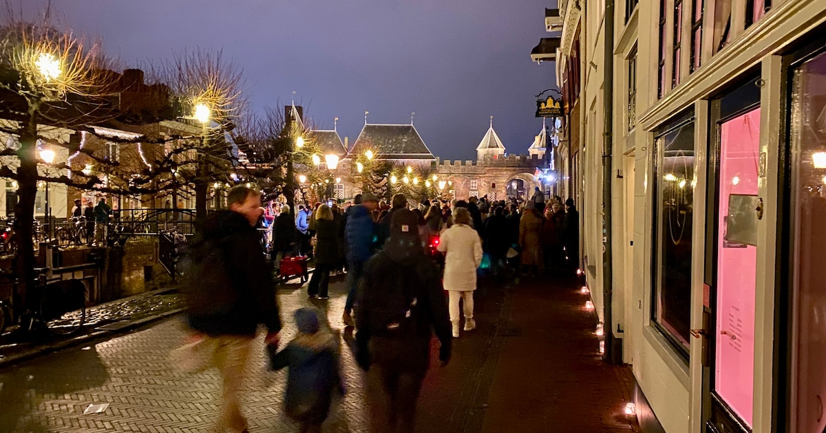 Populaire kerstlichtjestocht in Amersfoortse binnenstad gaat dit jaar niet door: ‘Het wordt té groot