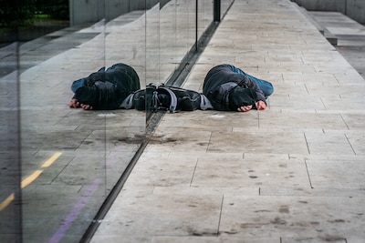 Ik wil die jongens midden op het Velperplein aanklampen, als een evangelist