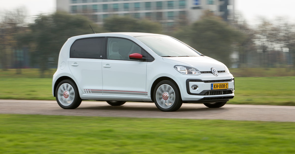 Zelfs Volkswagen stuurt je nu het bos in met een kut-computerstem