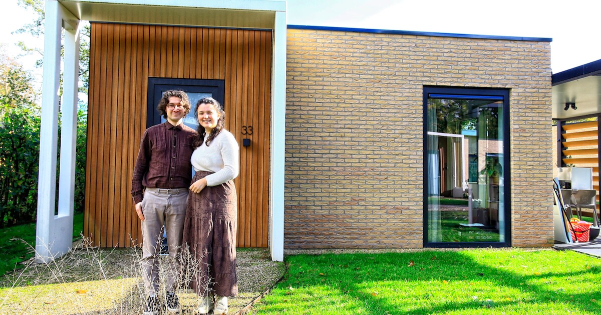 Noodgedwongen wonen Hesli en Lidewij met twee kinderen in