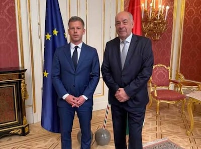 Péter Magyar bij eerste bezoek aan Hongaarse president: ‘Hij is ongeschikt en moet vertrekken’