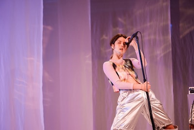 Marleen Hendrickx speelt Enfin, Barbin in Arnhem