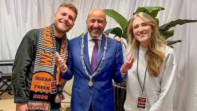 400.000 mensen, songteksten op de ruiten en schaarse hotelkamers: Arnhem heeft Suzan & Freek-koorts