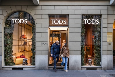 Uitbuiting bij schoenenmerk Tod’s: ‘Consument denkt nu wel twee keer na om 700 euro neer te tellen’