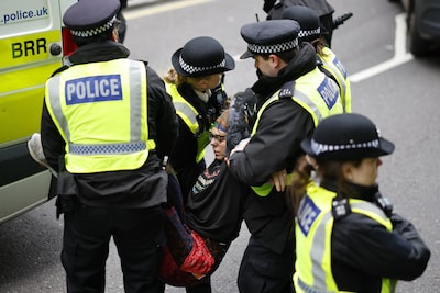 Pro-Palestijnse demonstranten dringen Londense gevangenis binnen
